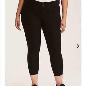 Torrid Twill Skinny Black Trousers 20